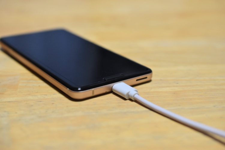 急にiPhoneの充電が遅くなった！原因と簡単な解決策を解説02