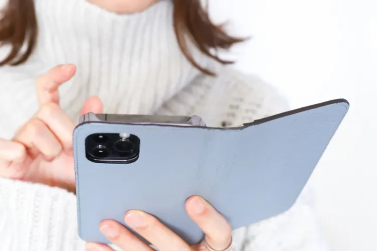 手帳型iPhoneケースはどれがおすすめ?メンズにおすすめの手帳型ケースも解説2