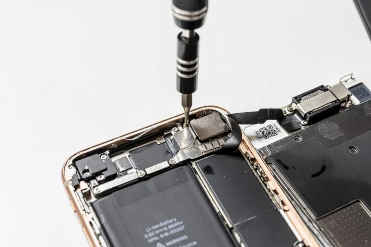 iPhoneSE(第三世代)の壊れたホームボタンの修理はできる？相場も解説6