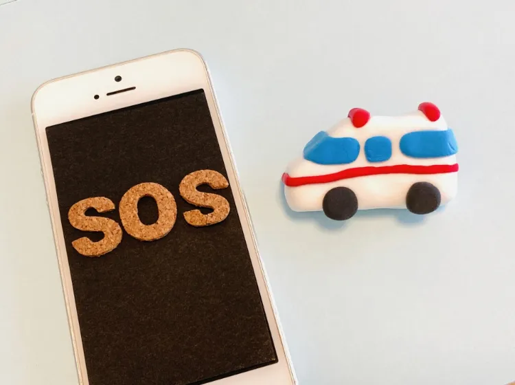 iPhoneの緊急SOSはどこにつながる?緊急SOSを徹底解説1